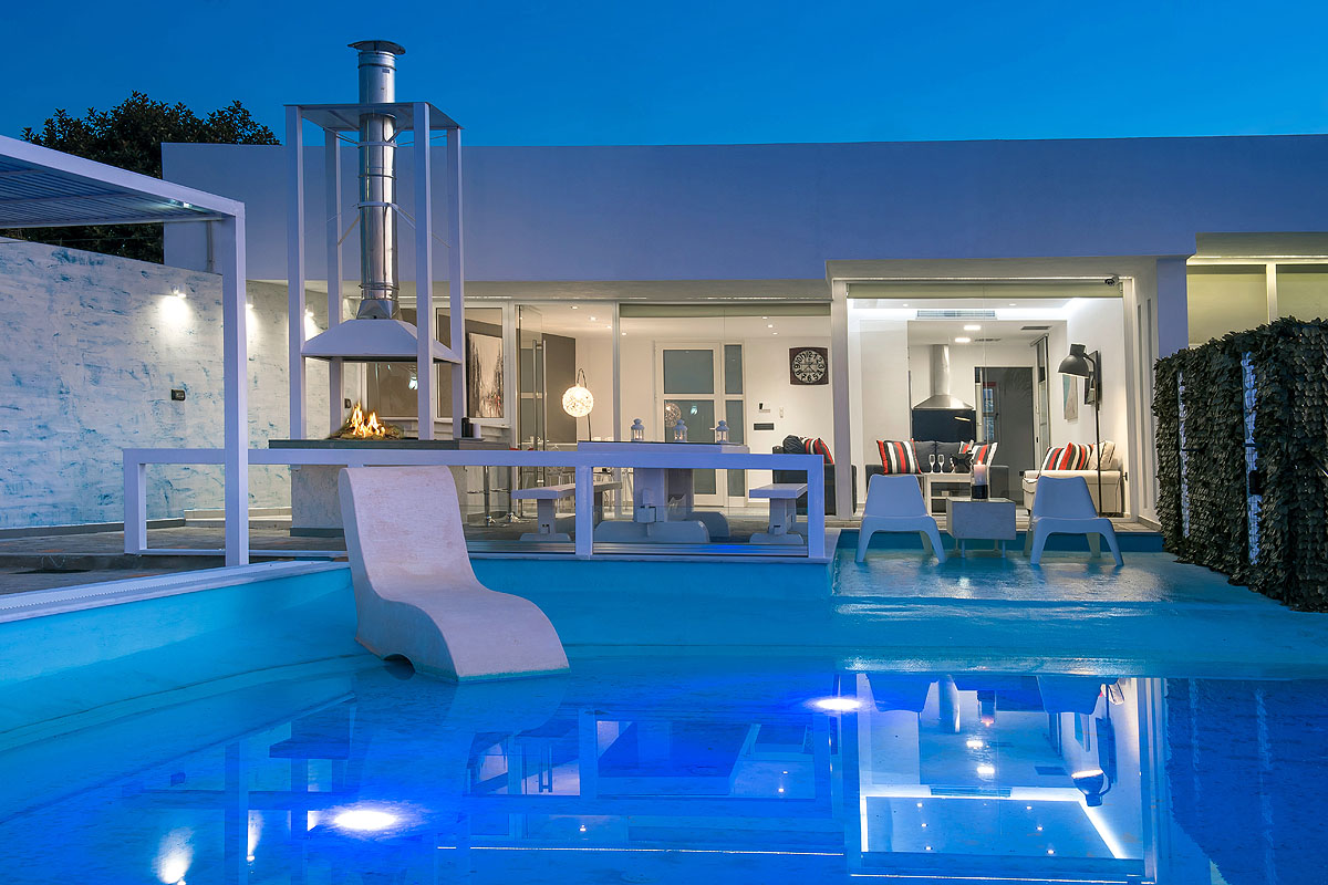 White Luxury Villa